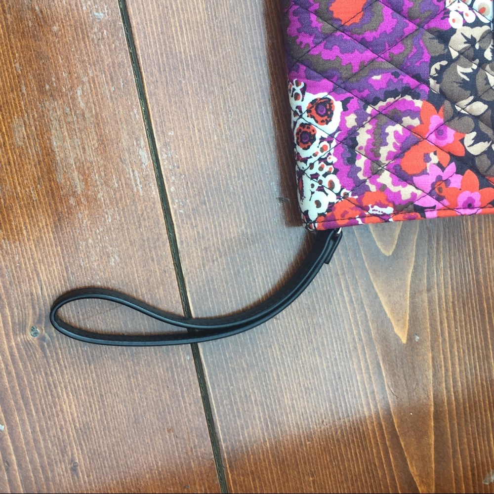 Vera Bradley Zip Around Wristlet - Picture 7 of 10